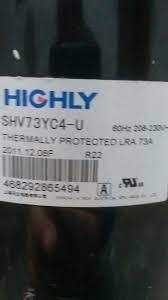 COMPRESSOR HITACHI 30000 BTUS 220V R22 HIGHLY SHV73YC4-U ACJ CAP 50
