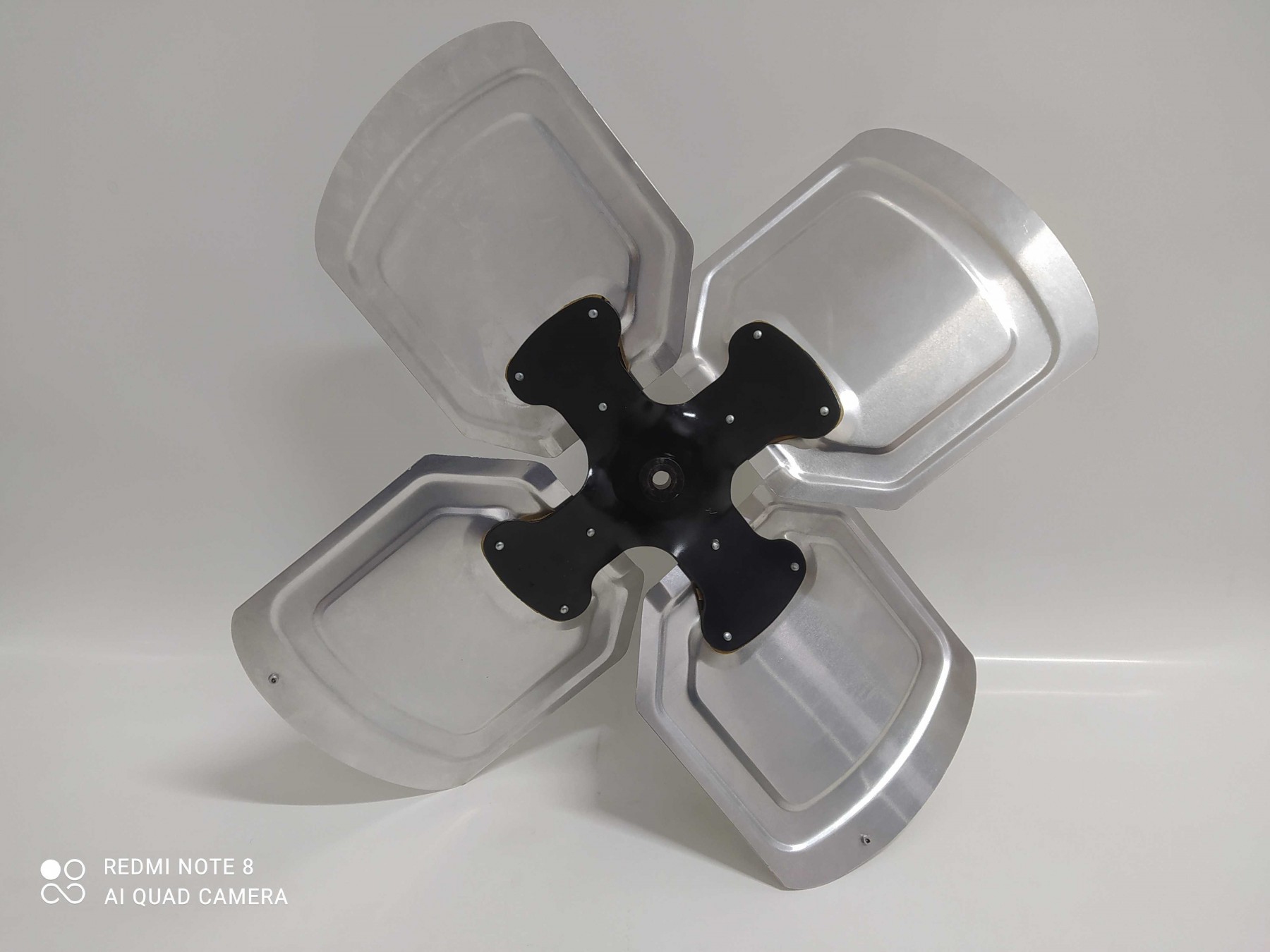HELICE YORK COND HCX060 (640 MM X 1/2F)HUC090 A HCU25 ALUMINIO FS95A2430