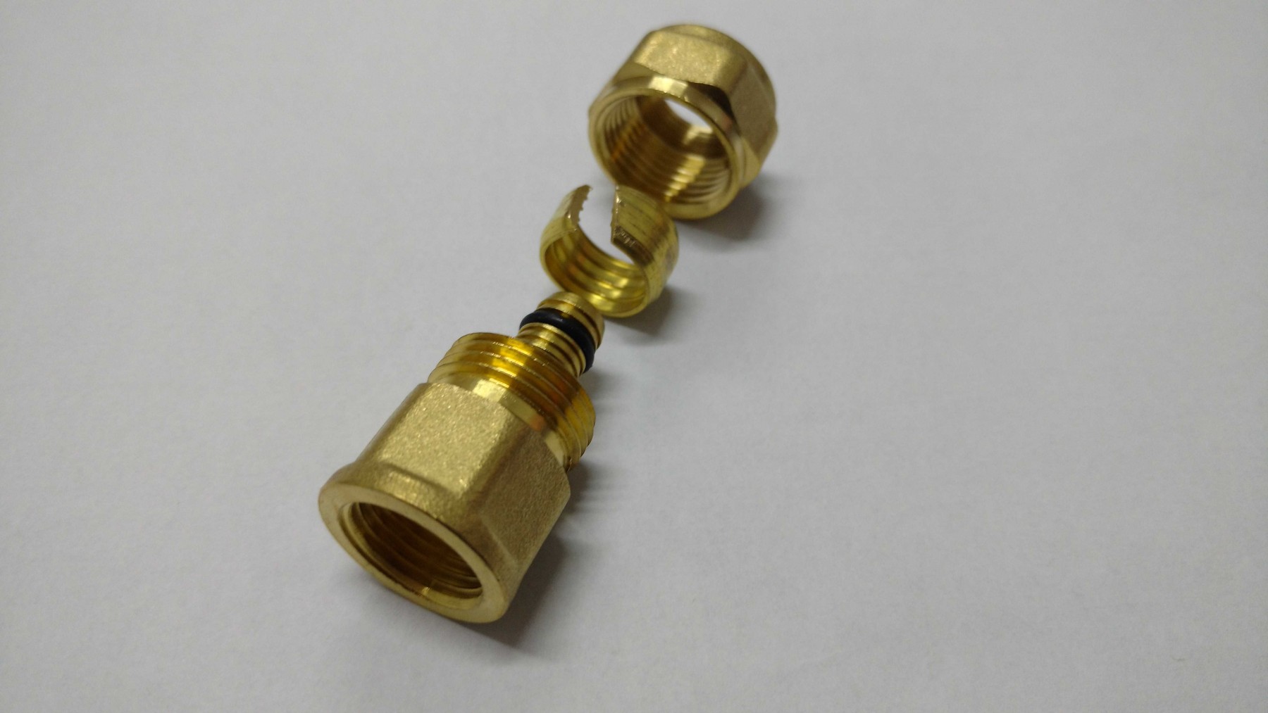 CONEXAO FIXA FEMEA P/ AR COND 12MM (3/8)