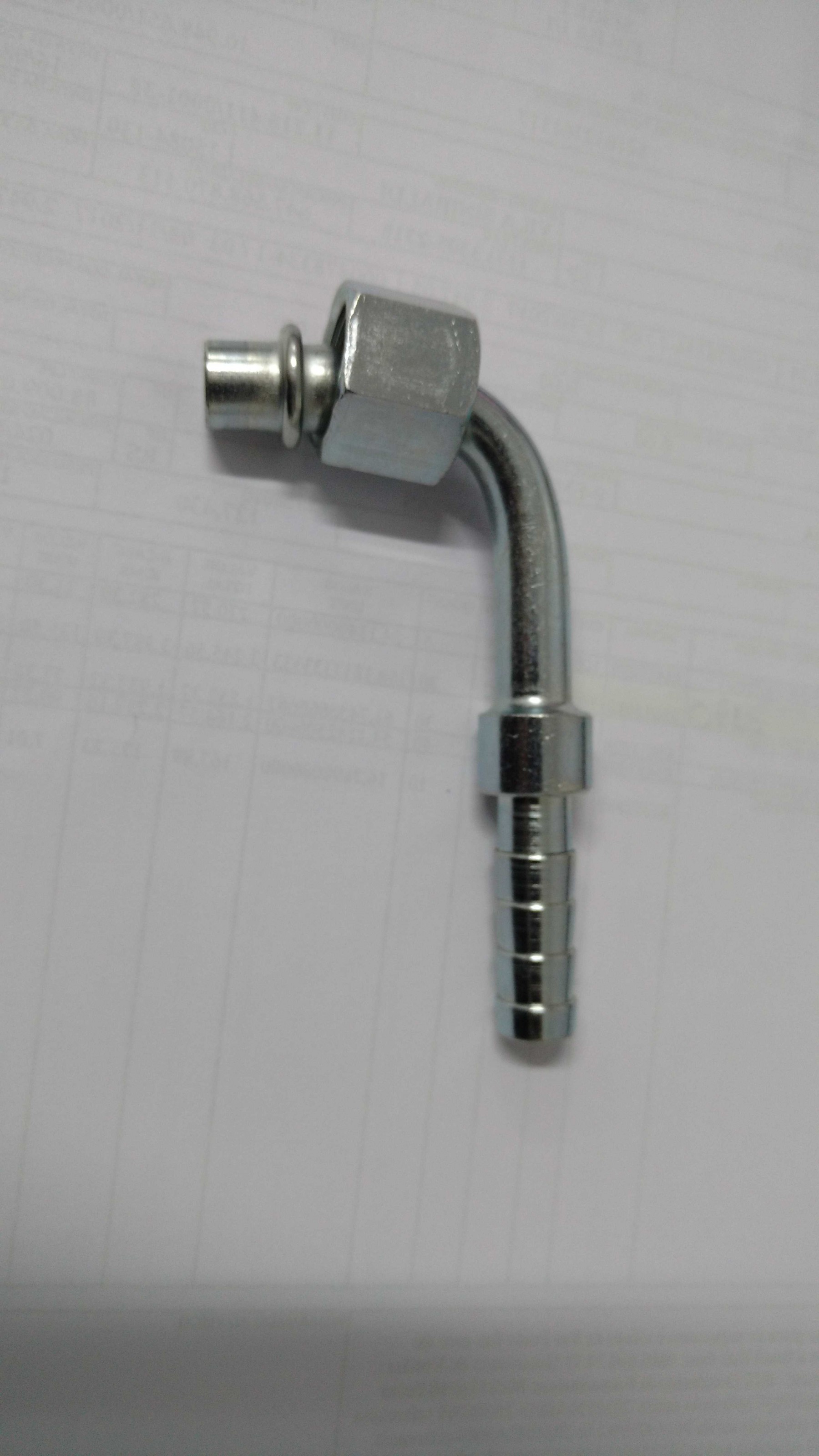 CONEXAO AUTO 90° FEMEA 8MM R134A O'RING S/ CLIP