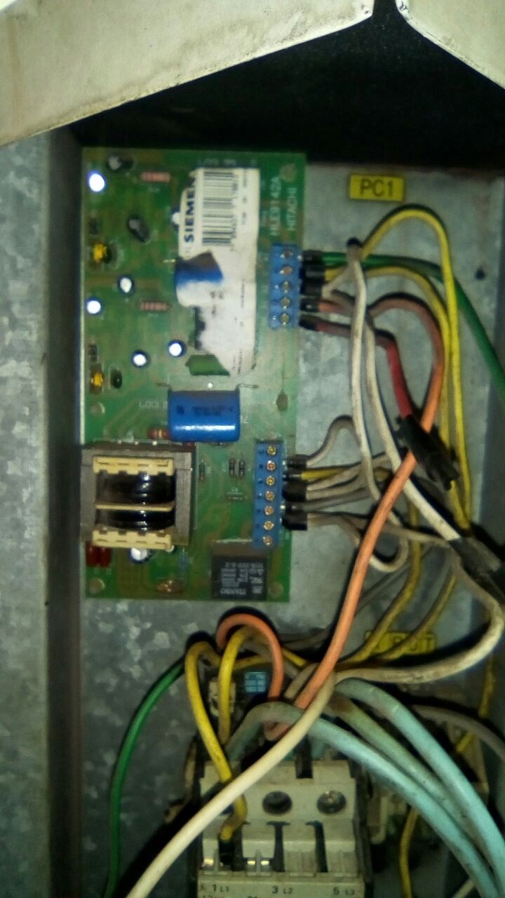 PLACA HITACHI COND RAA RAP 040/050 B5S ( USE D42546A)