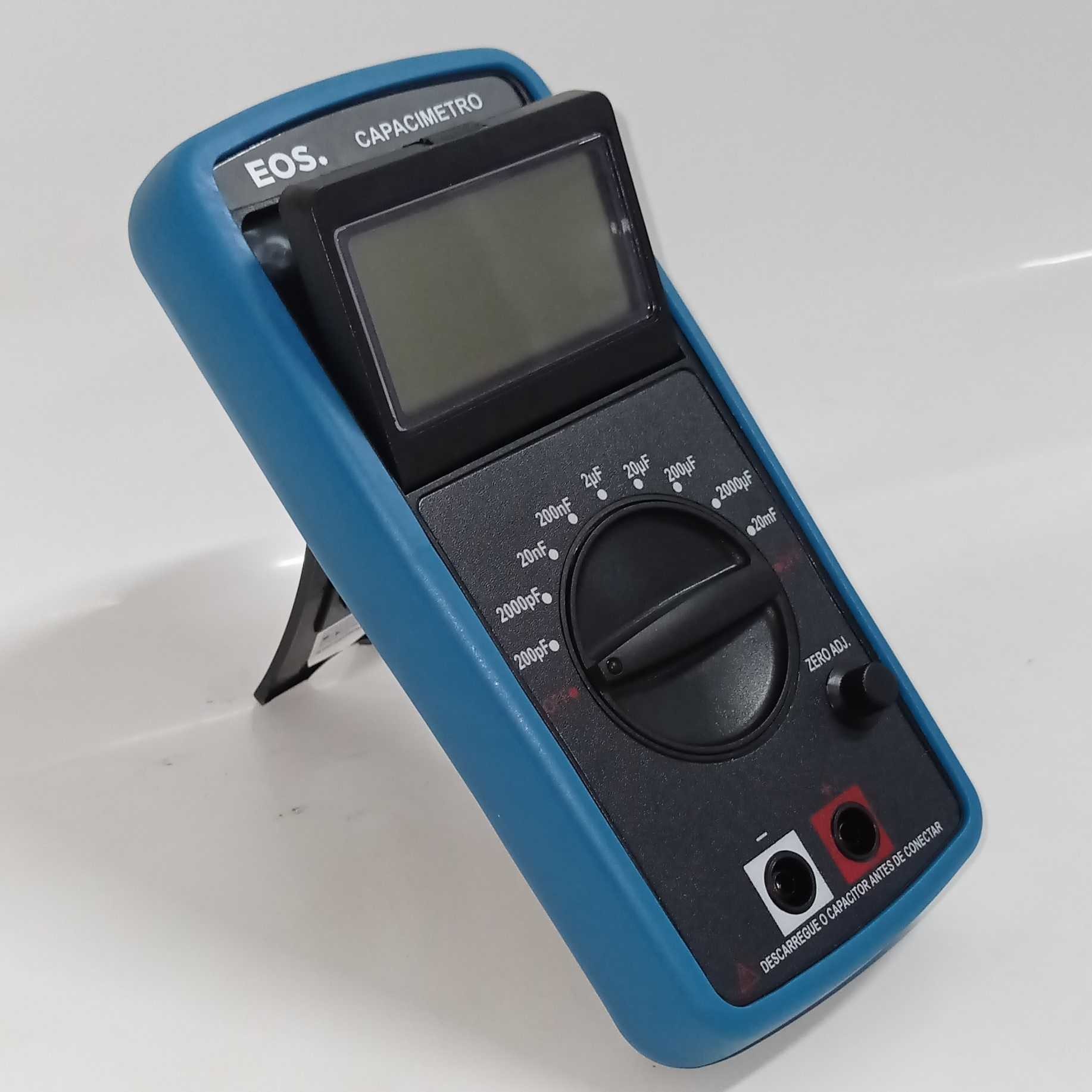 CAPACIMETRO DIGITAL PORTATIL KT6013
